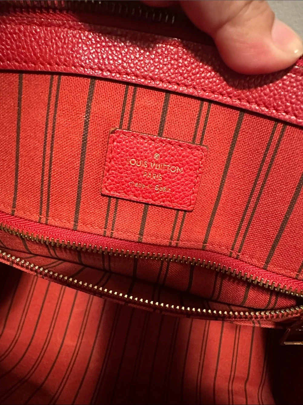 LOUIS VUITTON MONOGRAM EMPREINTE PONT NEUF MM